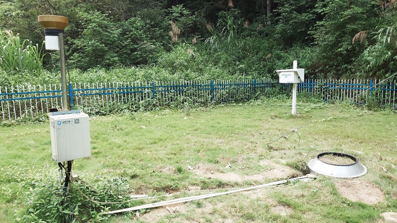 土壤蒸滲測量系統(tǒng) 土壤蒸滲測量系統(tǒng)